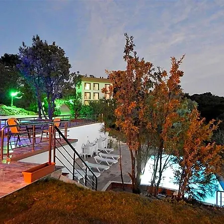 فندق Goedence Restoran 5*