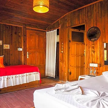 فندق Goedence Restoran 5*